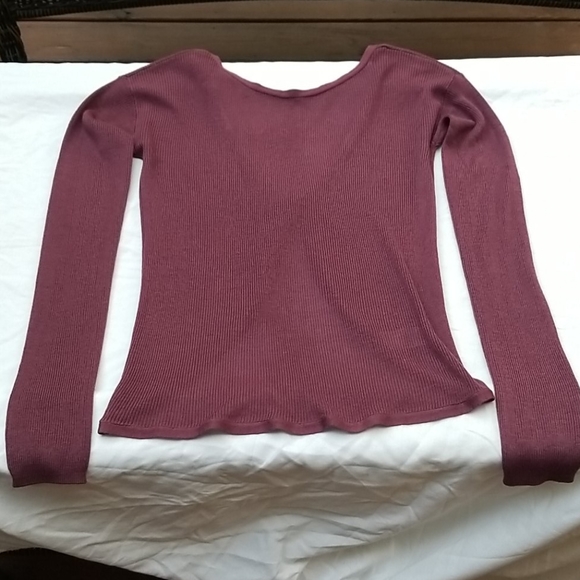 NWT Garage plum lowback pullover yoga sweater - Picture 2 of 4